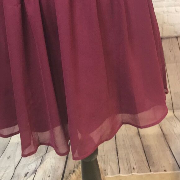 TOBI Burgundy Mini Dress Romantic Flowy - Picture 7 of 8